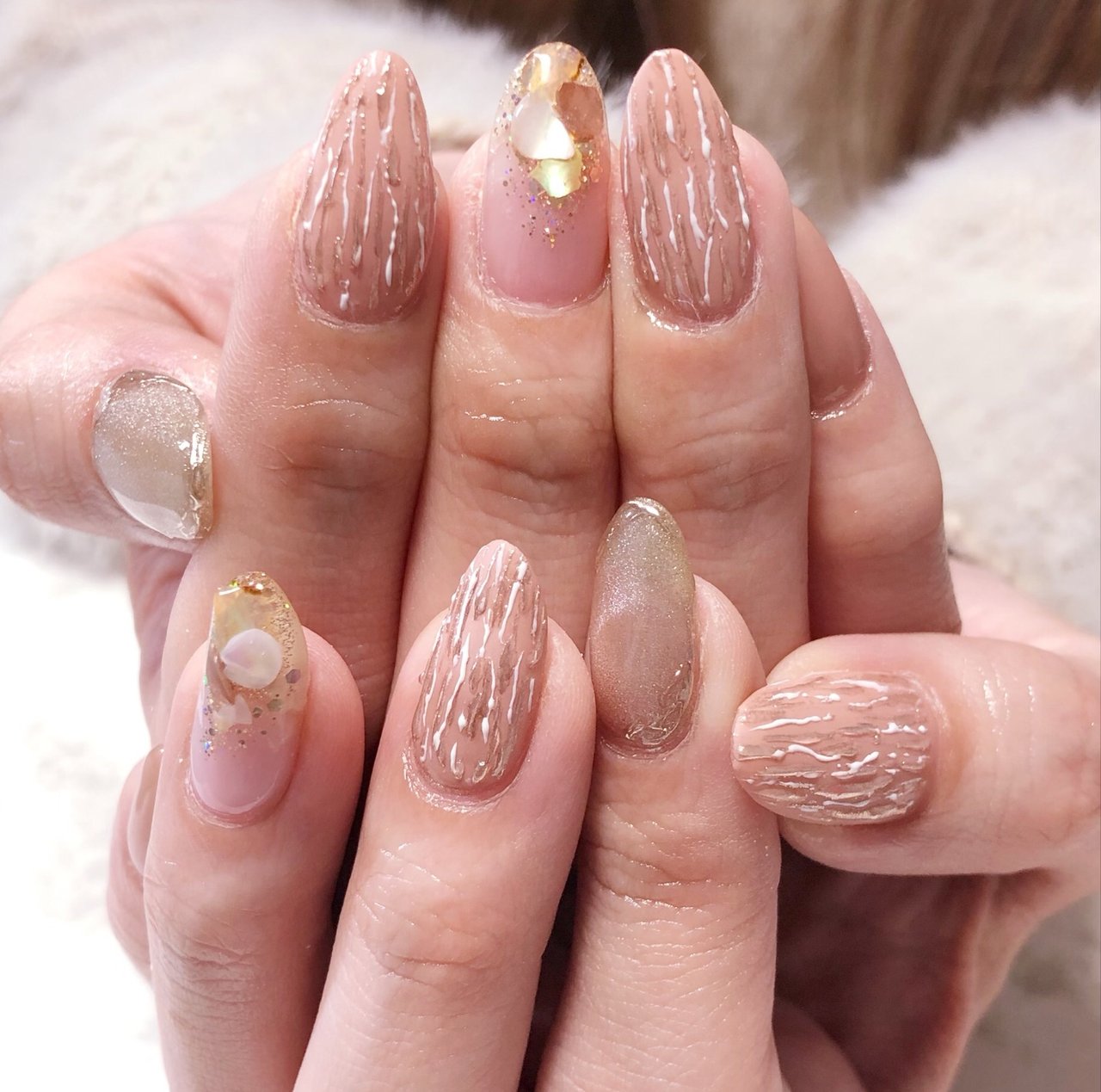 春 ハンド シェル ニュアンス マグネット Nail Salon C のネイルデザイン No ネイルブック