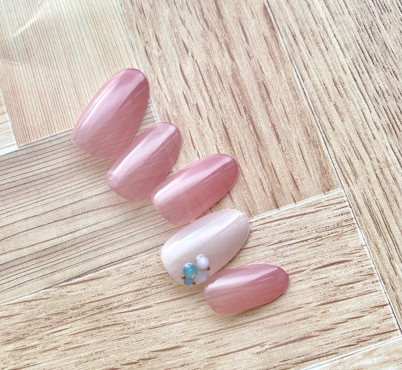 ハンド シンプル ピンク グリーン 水色 Fluoriteのネイルデザイン No ネイルブック