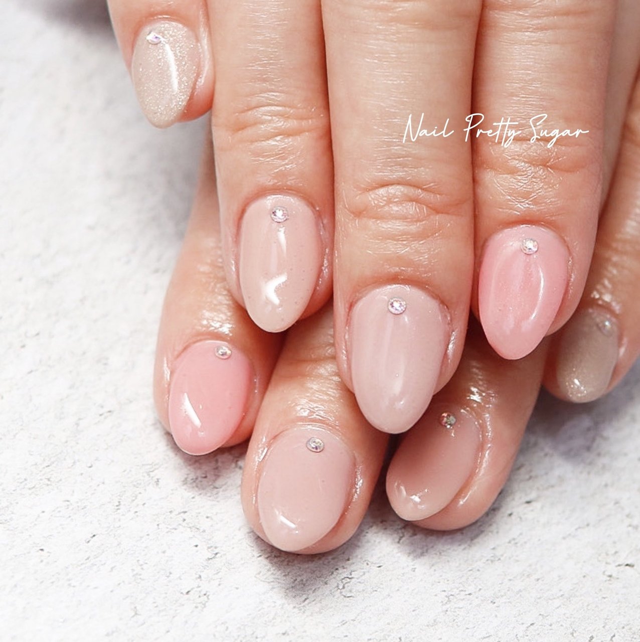 オールシーズン ハンド シンプル ミディアム ベージュ Nail Prettysugarのネイルデザイン No ネイルブック