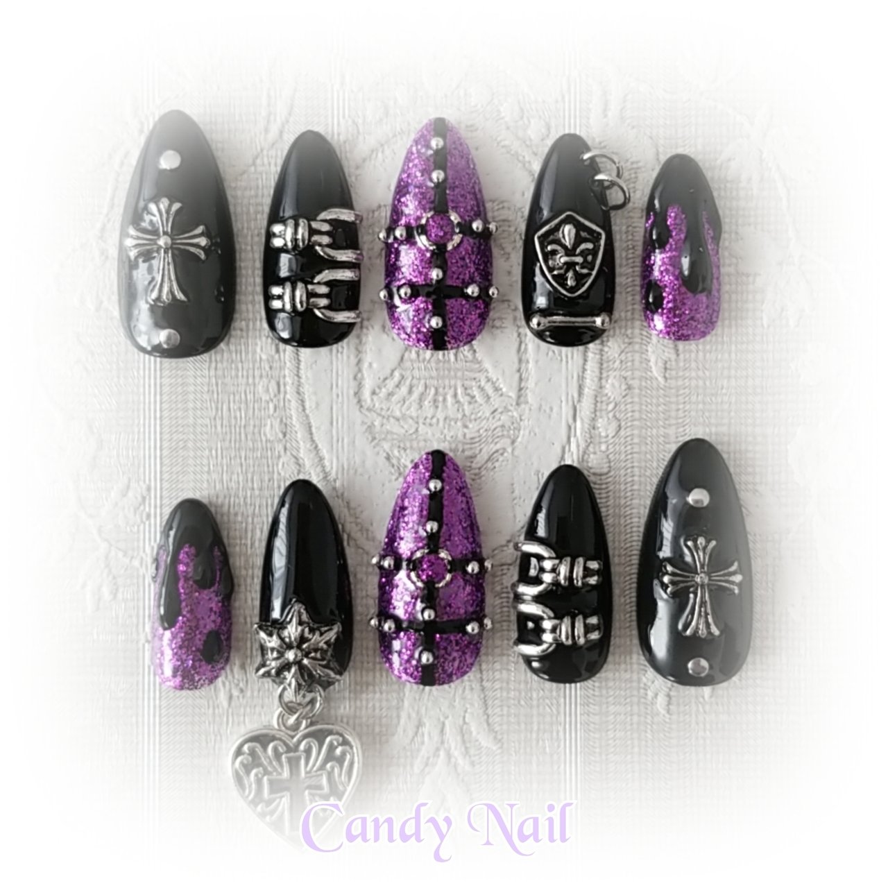 【No.042】ネイルチップ♡サブカル♡地雷♡紫×黒ネイル♡クロム【ロング料込】 No.042】ネイルチップ♡サブカル♡地雷♡紫×黒ネイル♡クロム