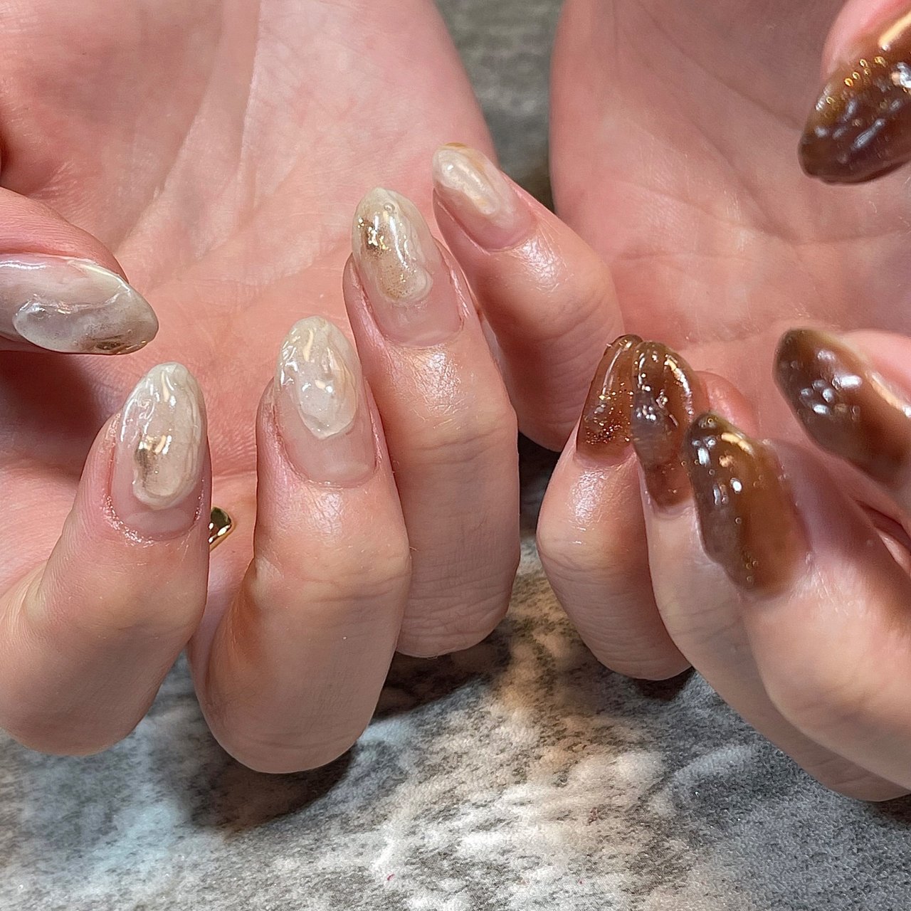 ハンド シンプル ミディアム ホワイト ブラウン Nail Lipineのネイルデザイン No ネイルブック