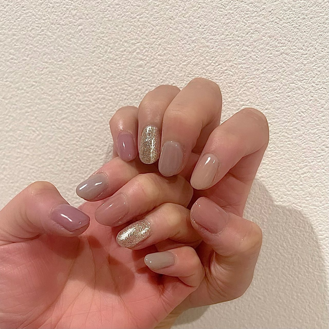 オールシーズン シンプル ショート ベージュ ピンク Nail Lipineのネイルデザイン No ネイルブック