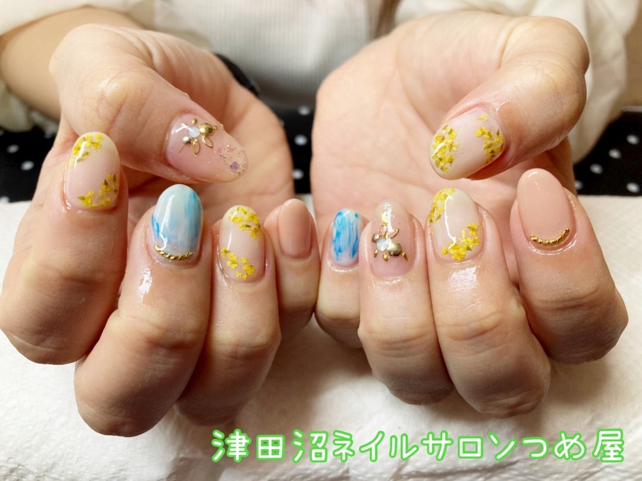 春 オールシーズン ハンド 押し花 ミディアム 津田沼ネイルサロンつめ屋のネイルデザイン No ネイルブック