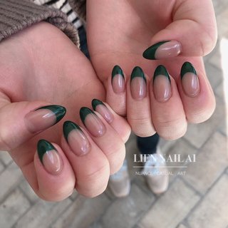 グリーンフレンチのネイルデザイン ネイルブック