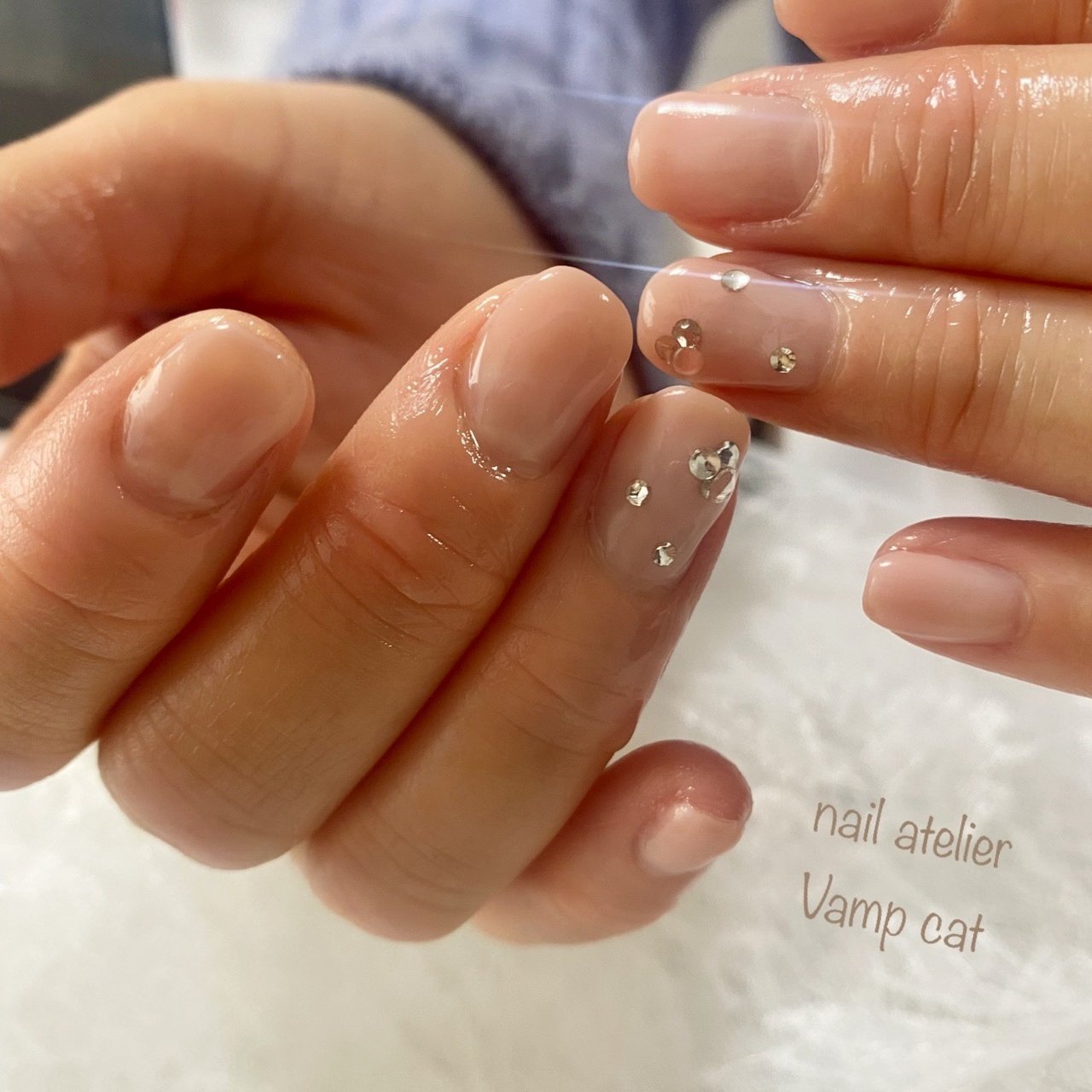 オールシーズン グラデーション ベージュ ピンク ジェルネイル Toshikoのネイルデザイン No ネイルブック