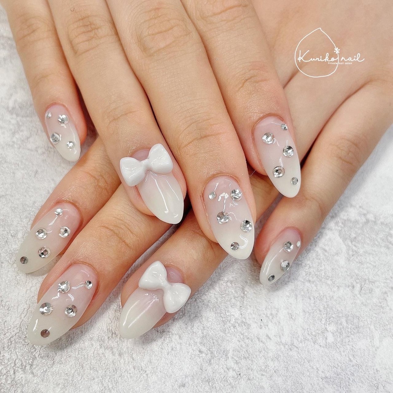 オールシーズン 卒業式 ブライダル パーティー ハンド Kuriko Nailのネイルデザイン No ネイルブック