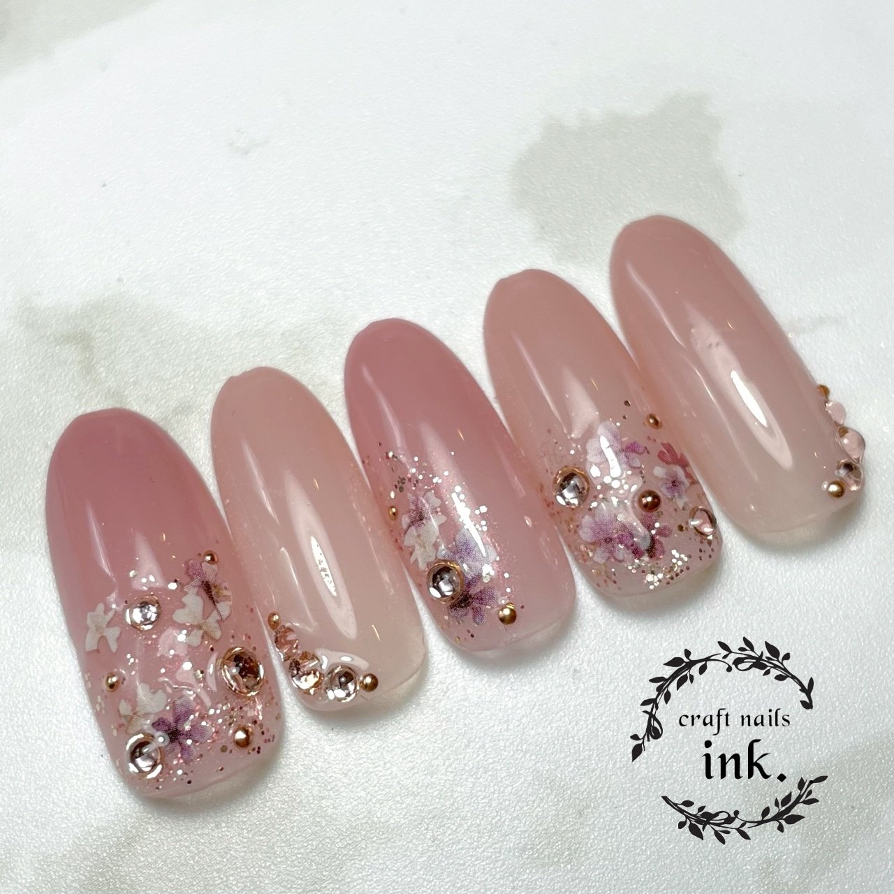 オールシーズン オフィス ブライダル デート ハンド Craftnails Ink Maaya のネイルデザイン No ネイルブック