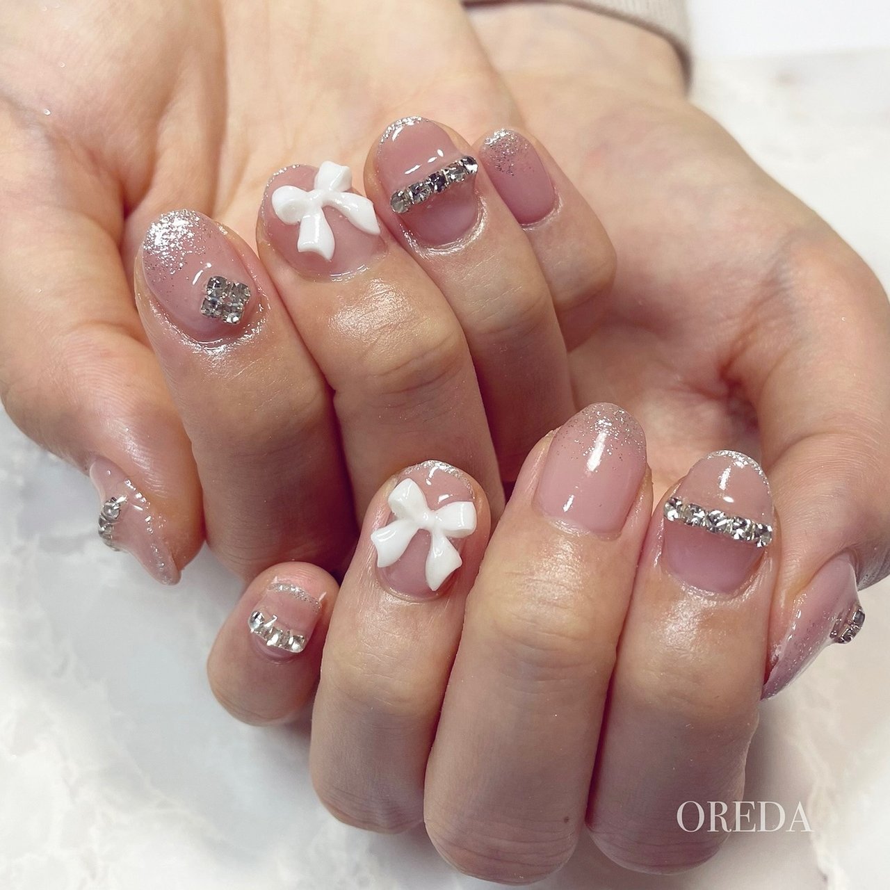 グラデーション/ビジュー/ラメ/リボン/ベージュ - oreda_nailsalonの 