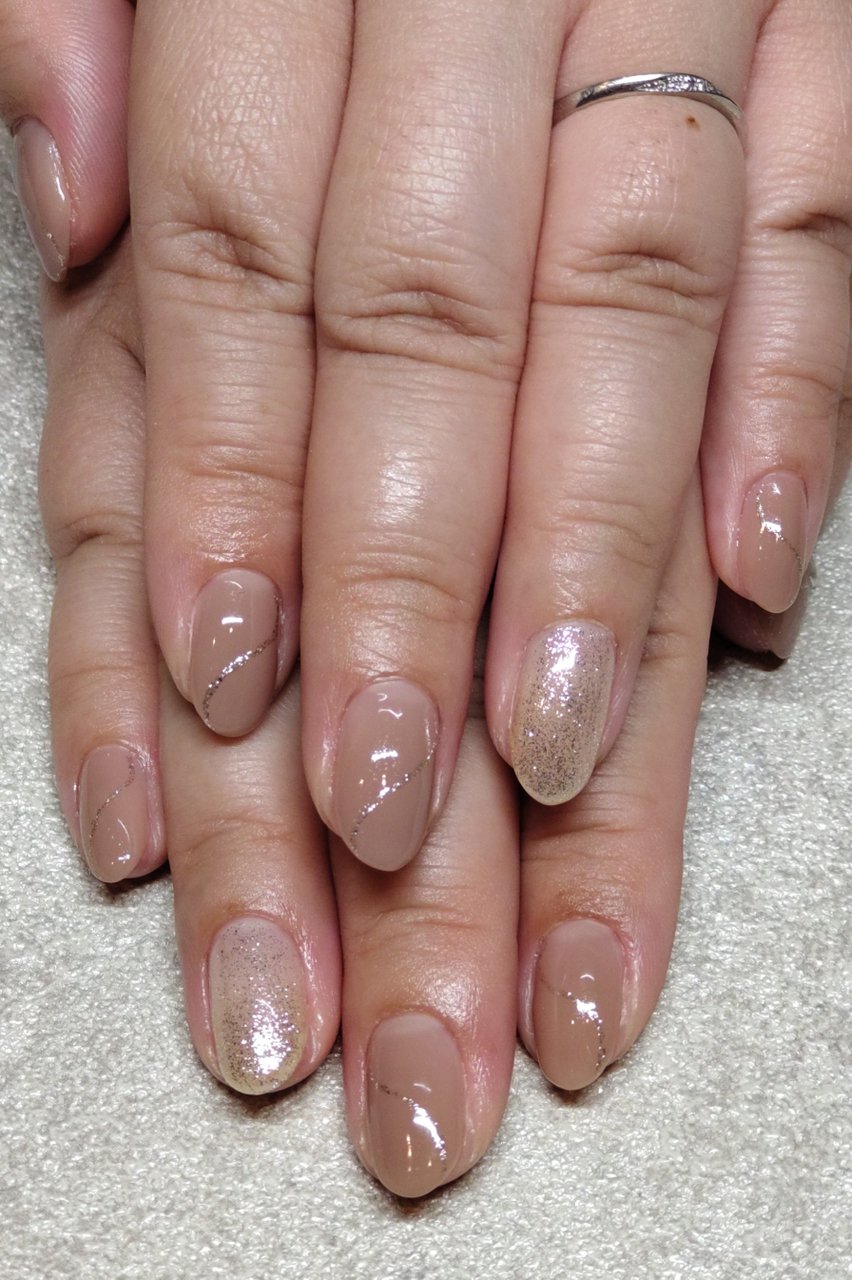 ハンド シンプル 変形フレンチ ワンカラー ベージュ Chinerin ﾟのネイルデザイン No ネイルブック