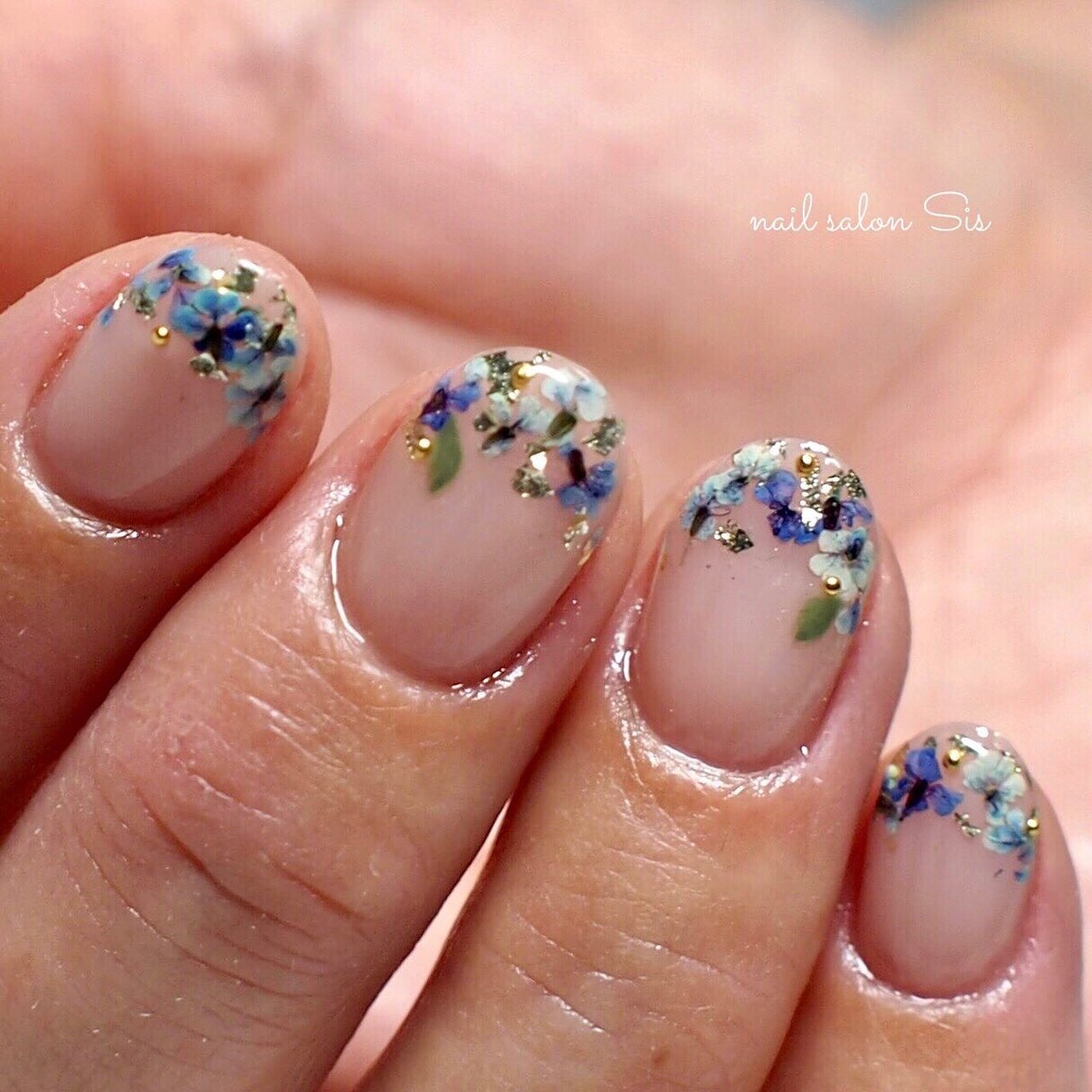 夏 ハンド フレンチ フラワー 押し花 ネイルサロン シスのネイルデザイン No ネイルブック