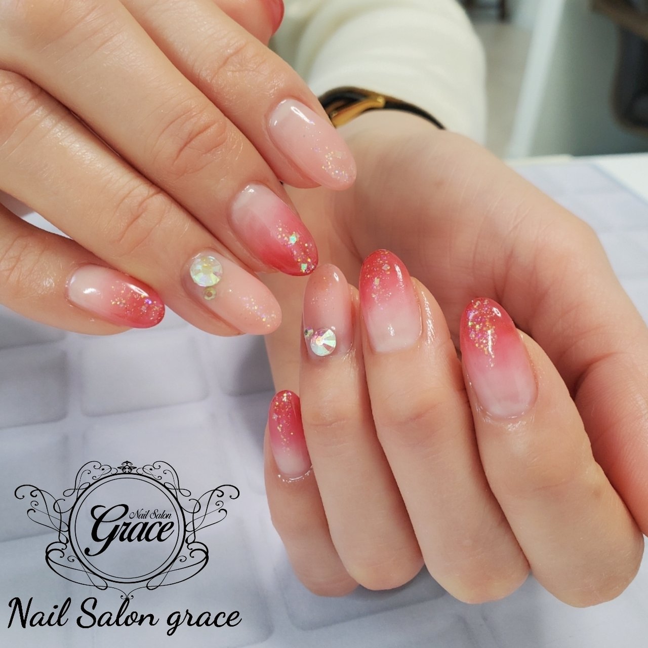 オールシーズン ハンド シンプル グラデーション ラメ 高松市 Grace グレイス のネイルデザイン No ネイルブック