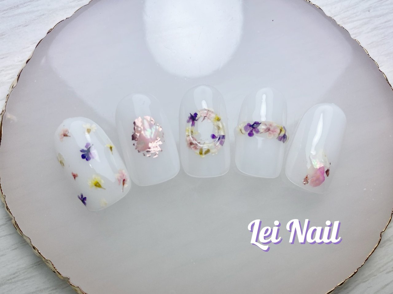 春 卒業式 入学式 フラワー シェル Lei Nail 神奈川県鎌倉市 のネイルデザイン No ネイルブック