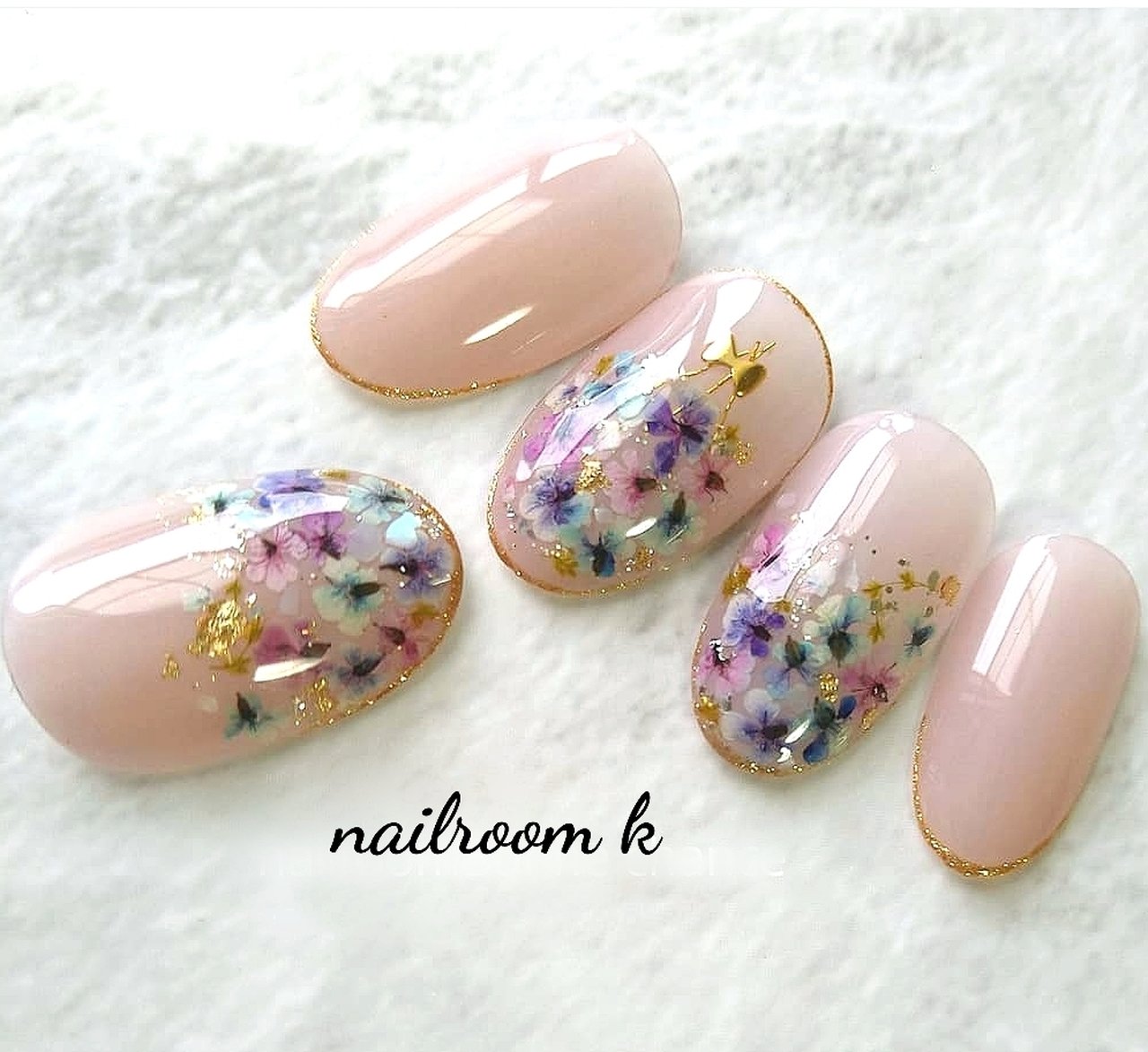 春 ベージュ パステル ジェルネイル Nailroom Kのネイルデザイン No ネイルブック