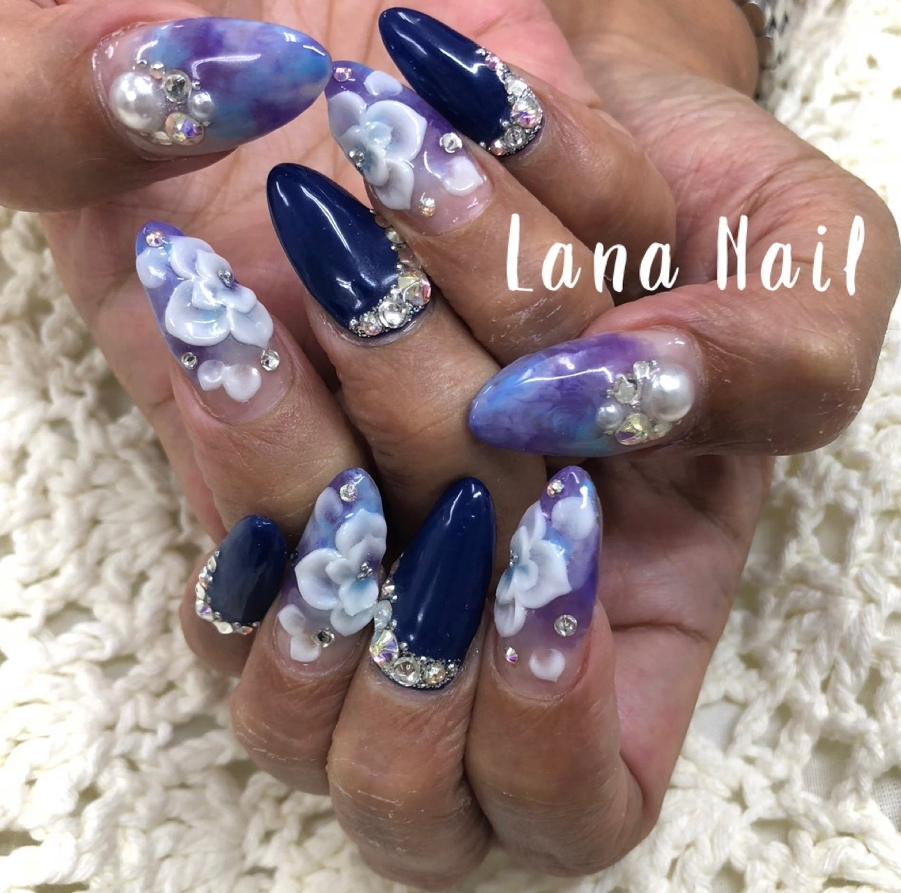 ホワイト ネイビー パープル お客様 Lana Nailのネイルデザイン No ネイルブック