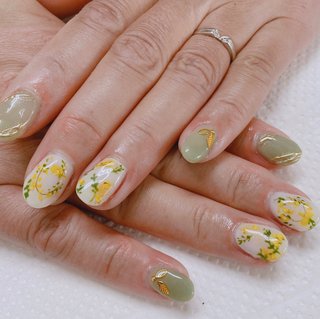 パールネイルチップ イエロー　ミモザネイル ミモザネイル ミモザ フラワー イエロー 春ネイル お花 シンプル