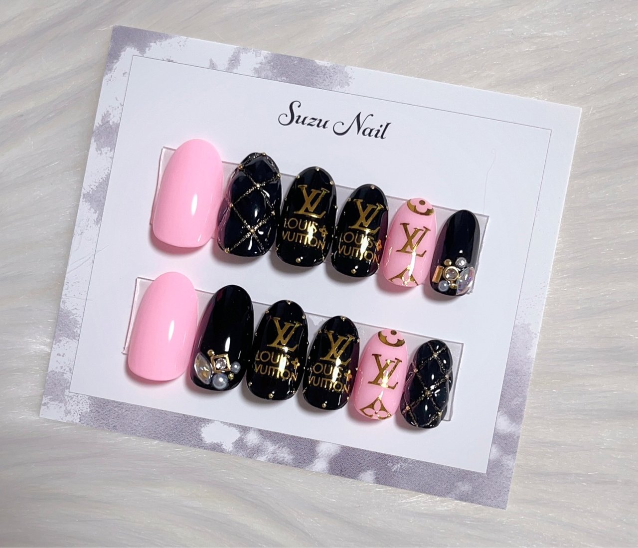 ハンド ブランド柄 ピンク ブラック ゴールド Suzu6のネイルデザイン No ネイルブック