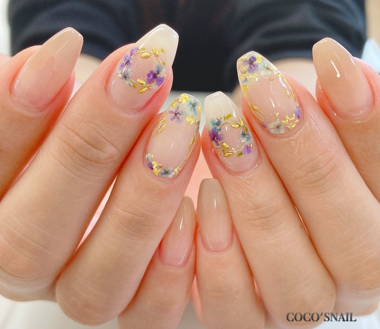 春 ハンド フラワー ミディアム ホワイト Coco S Nailのネイルデザイン No ネイルブック