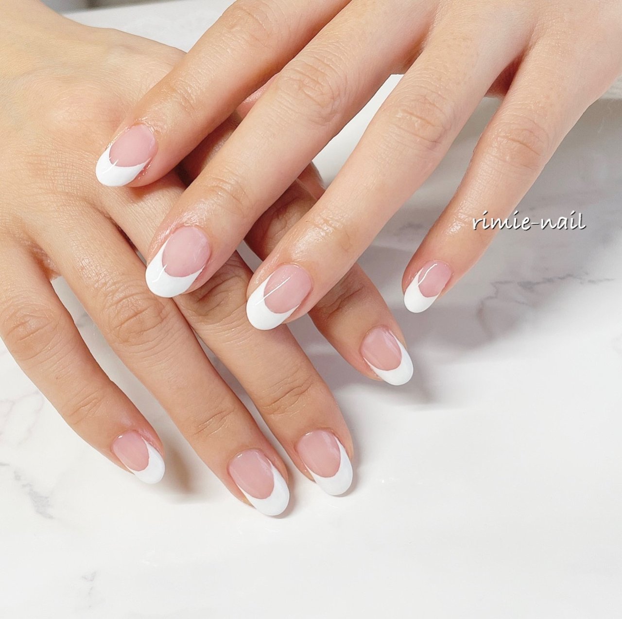 オールシーズン ハンド フレンチ ミディアム ホワイト Rimie Nailのネイルデザイン No ネイルブック