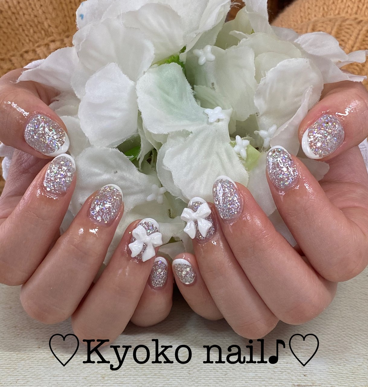 オールシーズン ハンド フレンチ ラメ リボン Kyoko Nailのネイルデザイン No ネイルブック