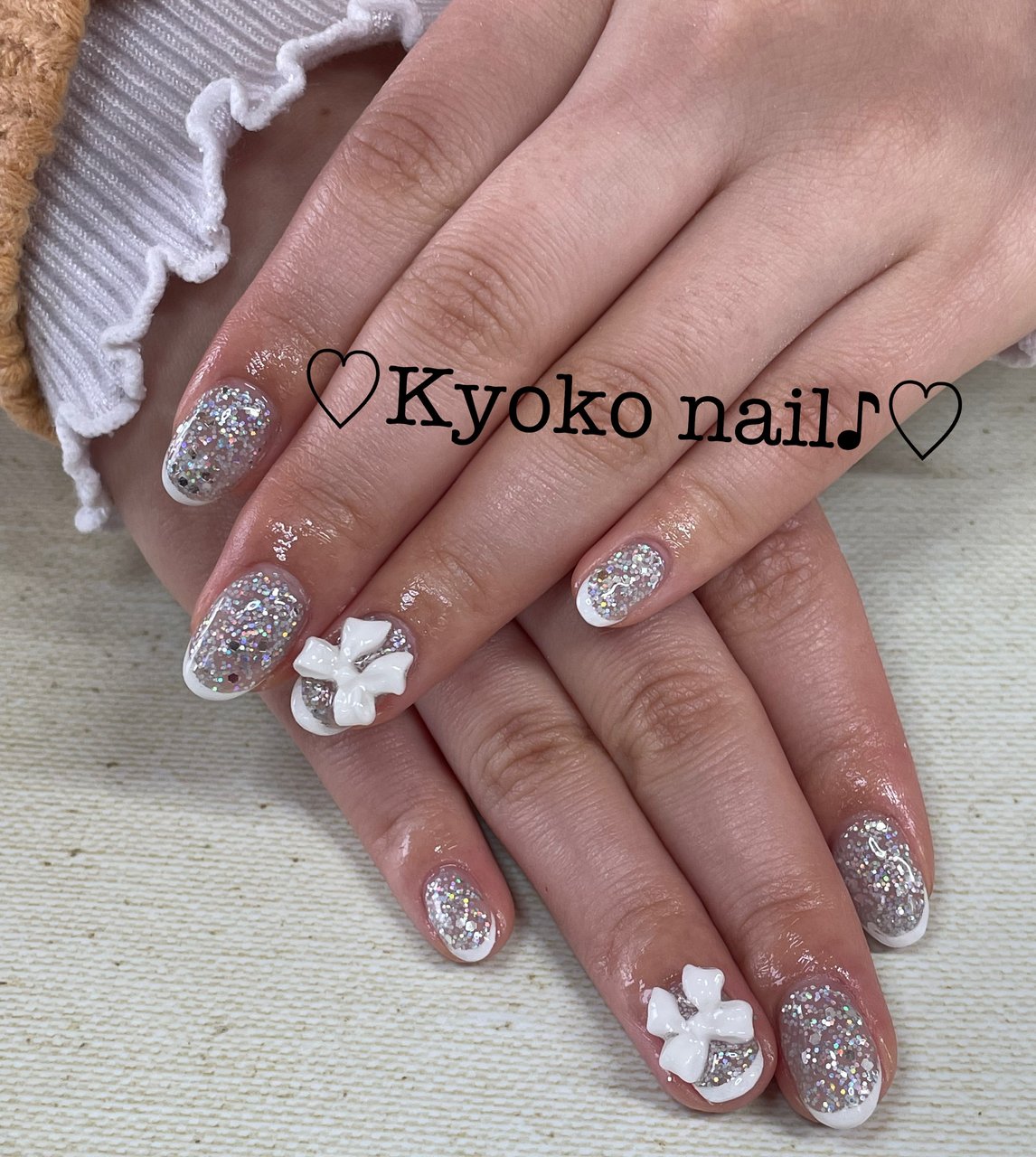 オールシーズン ハンド フレンチ ラメ リボン Kyoko Nailのネイルデザイン No ネイルブック