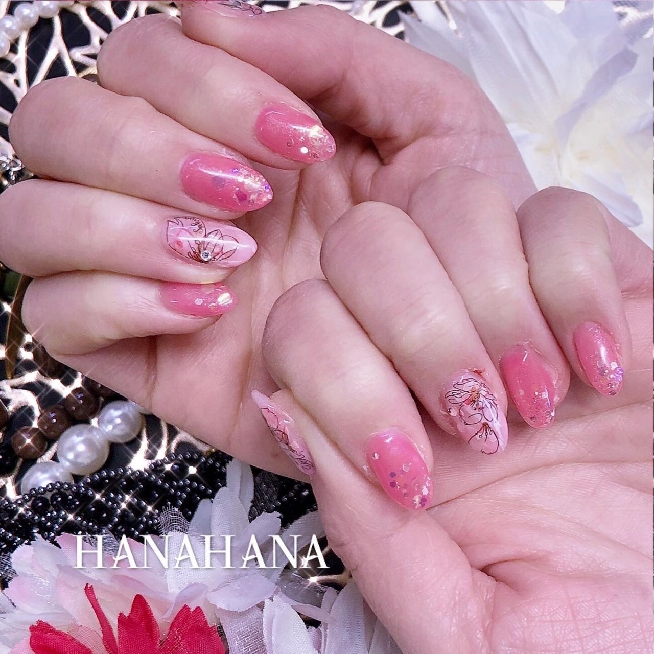 春 オールシーズン ハンド シンプル ホログラム Hana Hanaのネイルデザイン No ネイルブック