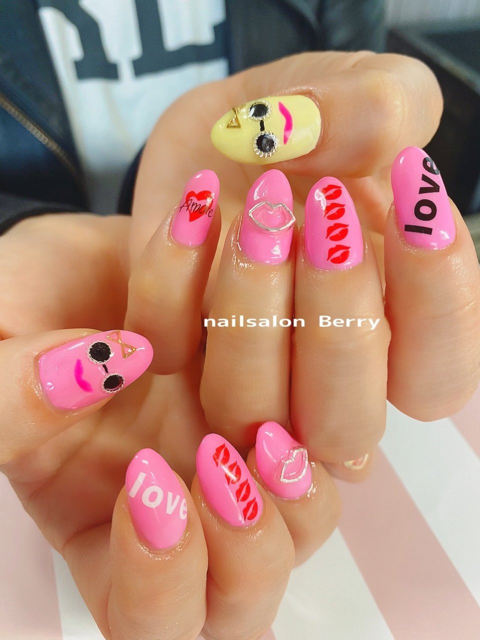 ピンク イエロー ネイルサロンberryのネイルデザイン No ネイルブック