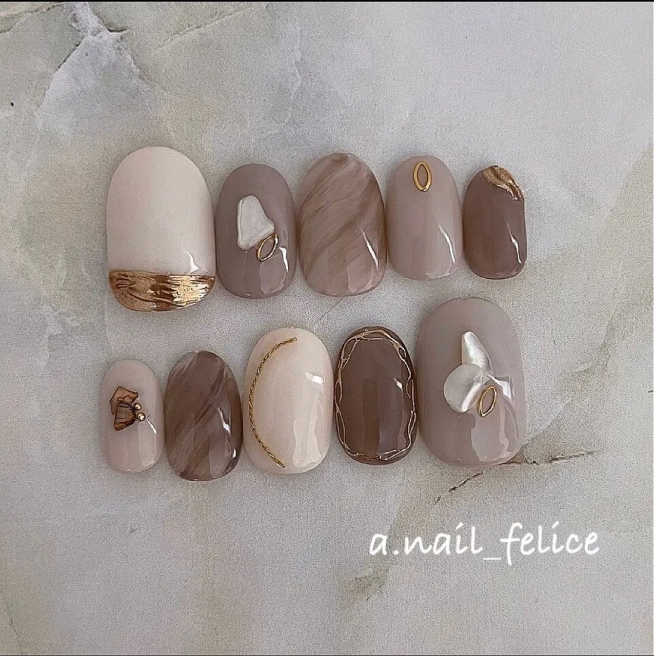 オールシーズン ブライダル ハンド ニュアンス ミラー Nail Feliceのネイルデザイン No ネイルブック