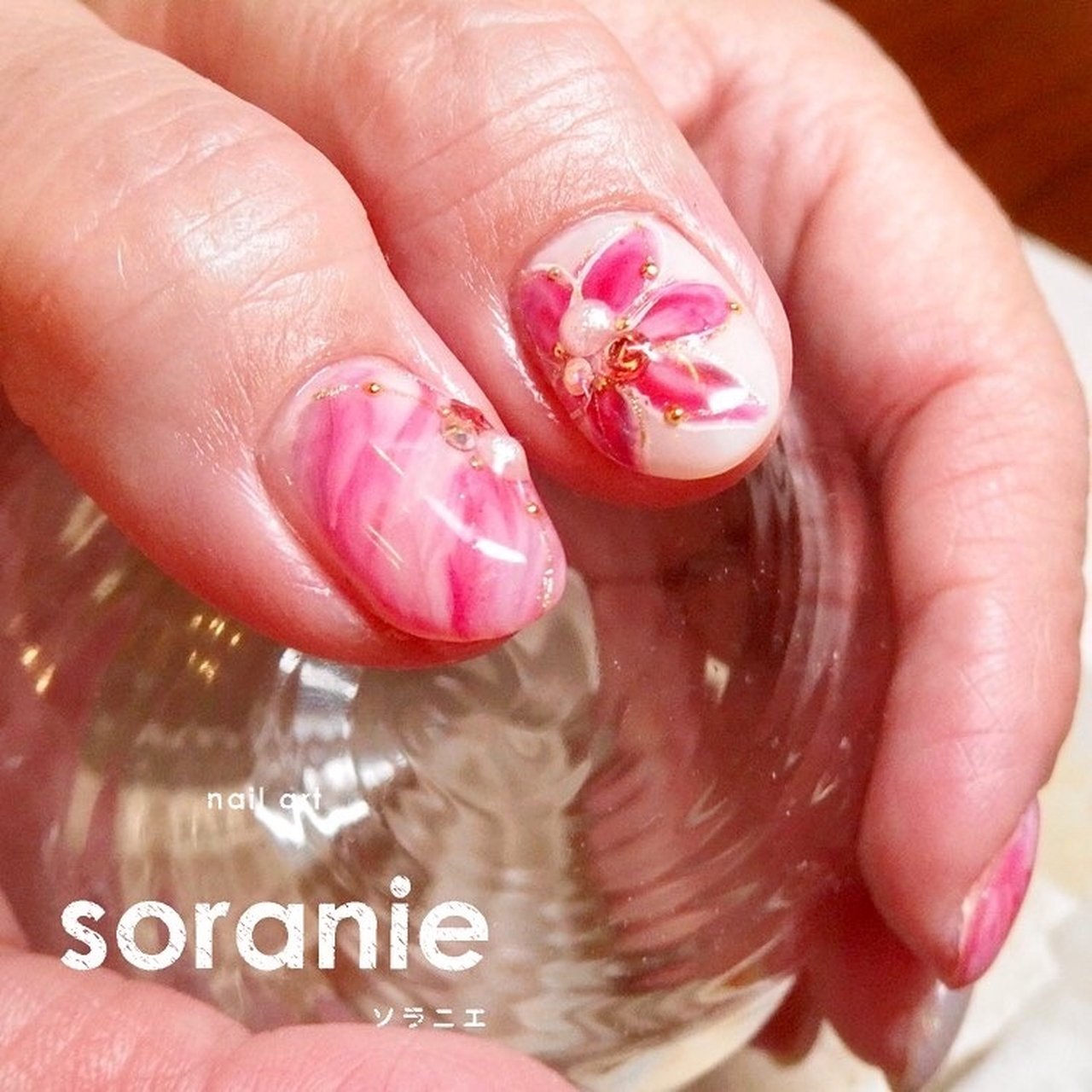 春 ハンド ショート ホワイト ピンク Mizumi Sorani E のネイルデザイン No ネイルブック