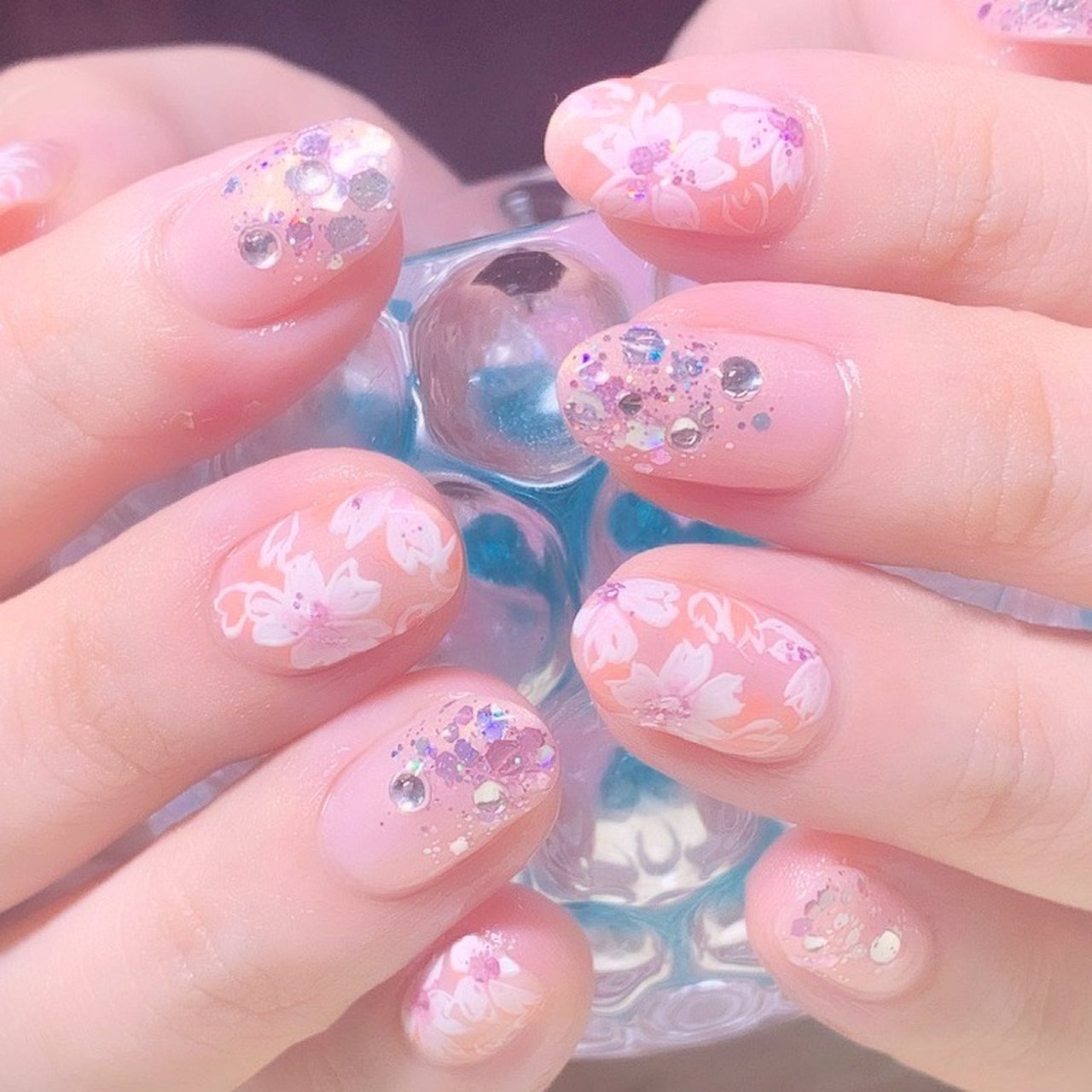 春 ハンド ホログラム ラメ フラワー 彩爪花のネイルデザイン No ネイルブック