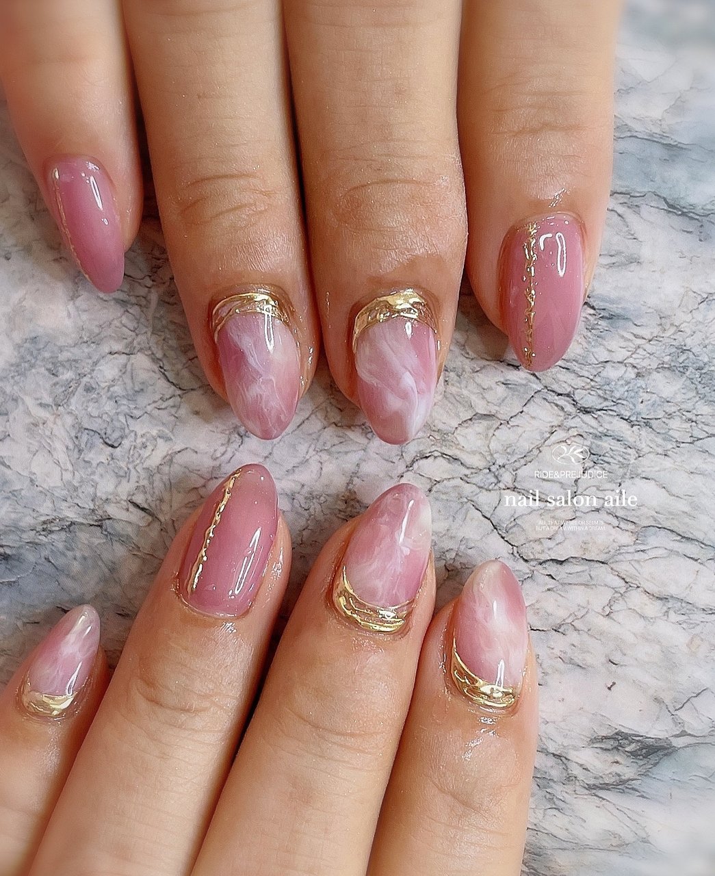 春 オールシーズン ハンド ワンカラー 大理石 Nail Salon Aileのネイルデザイン No ネイルブック