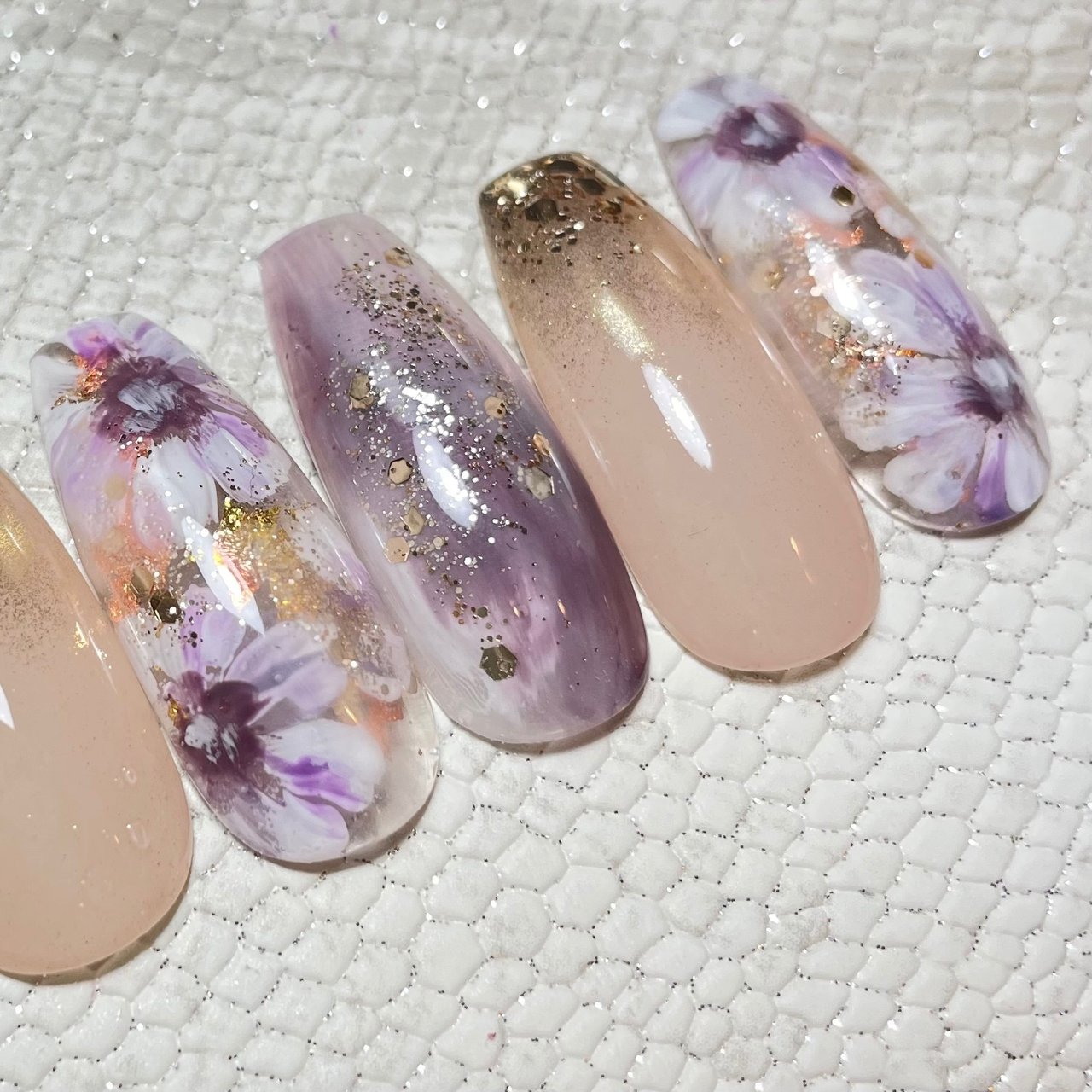 石巻𝑁𝑎𝑖𝑙 𝑠𝑎𝑙𝑜𝑛 𝐿𝑢𝑐𝑖𝑎のネイルデザイン No ネイルブック