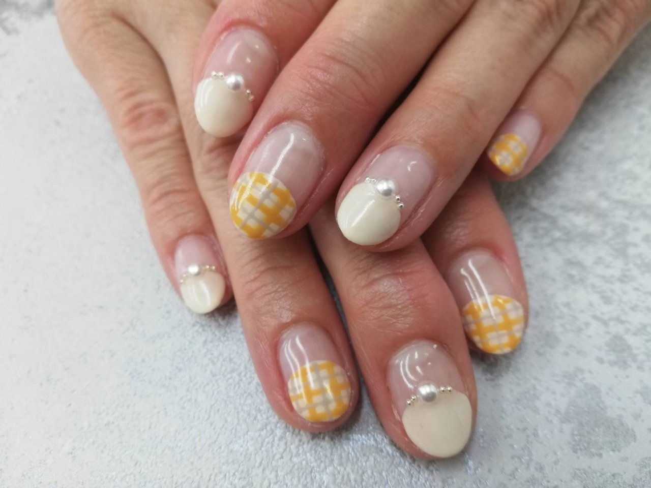 𝚏𝚕𝚘𝚛𝚊のネイルデザイン No ネイルブック