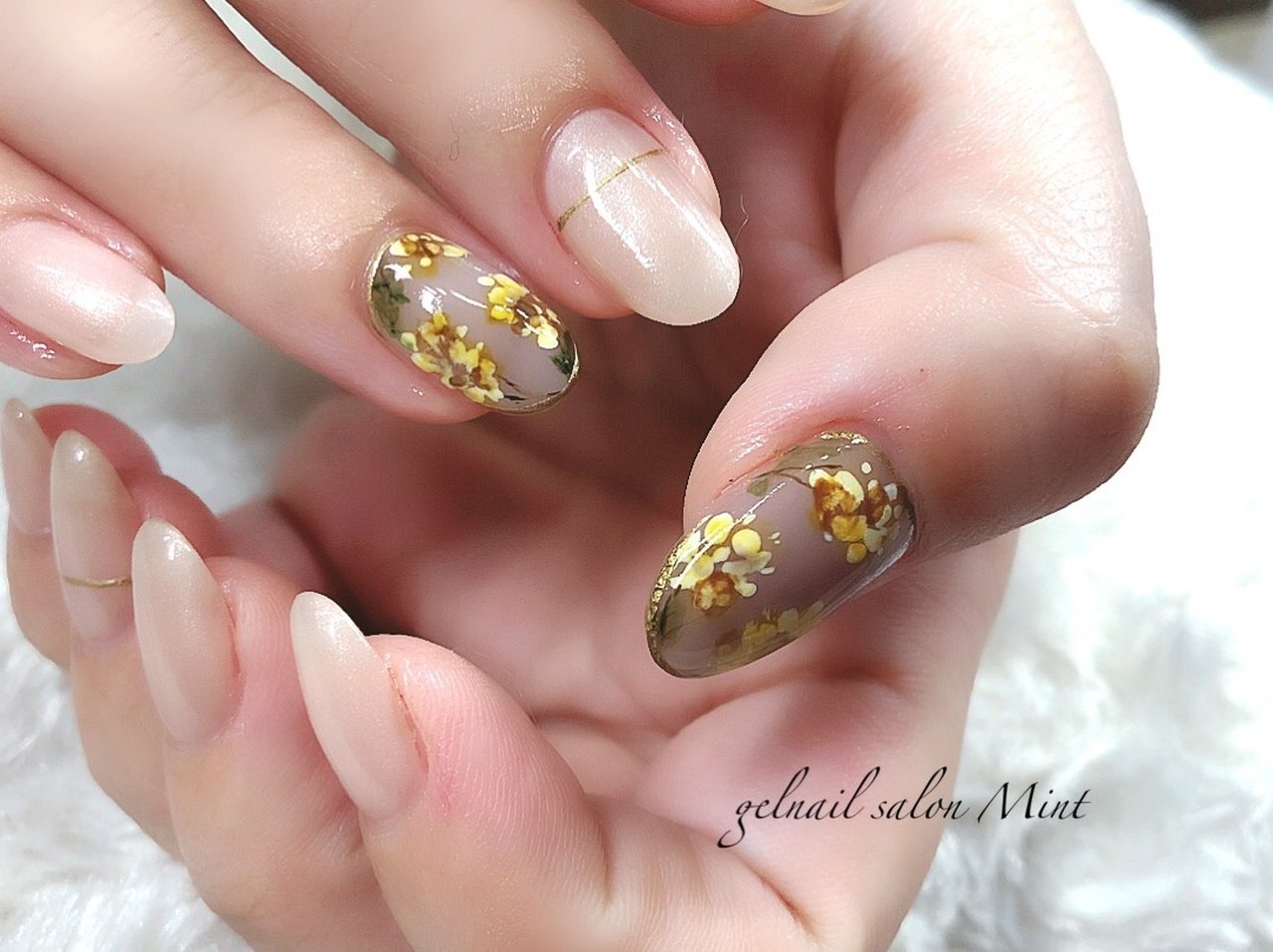 春 ハンド フラワー ミディアム ベージュ Aiのネイルデザイン No ネイルブック