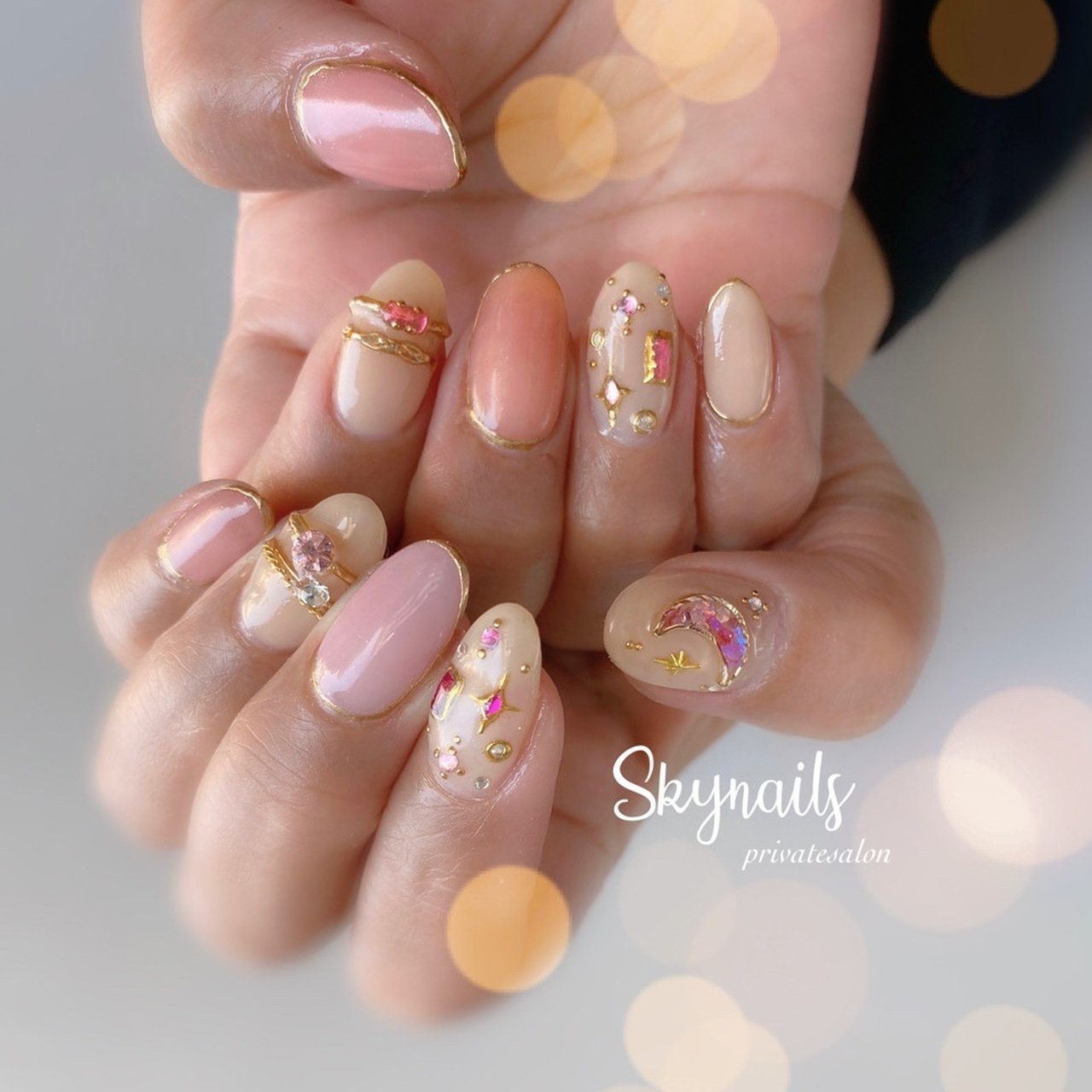 オールシーズン ハンド 星 ミディアム ベージュ Skynails Kayoのネイルデザイン No ネイルブック