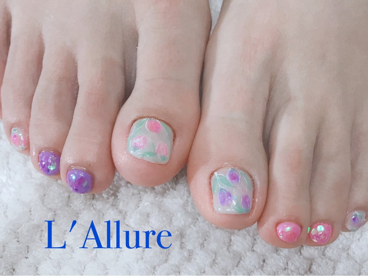 春 デート 女子会 フット フラワー Nail Salon L Allureのネイルデザイン No ネイルブック