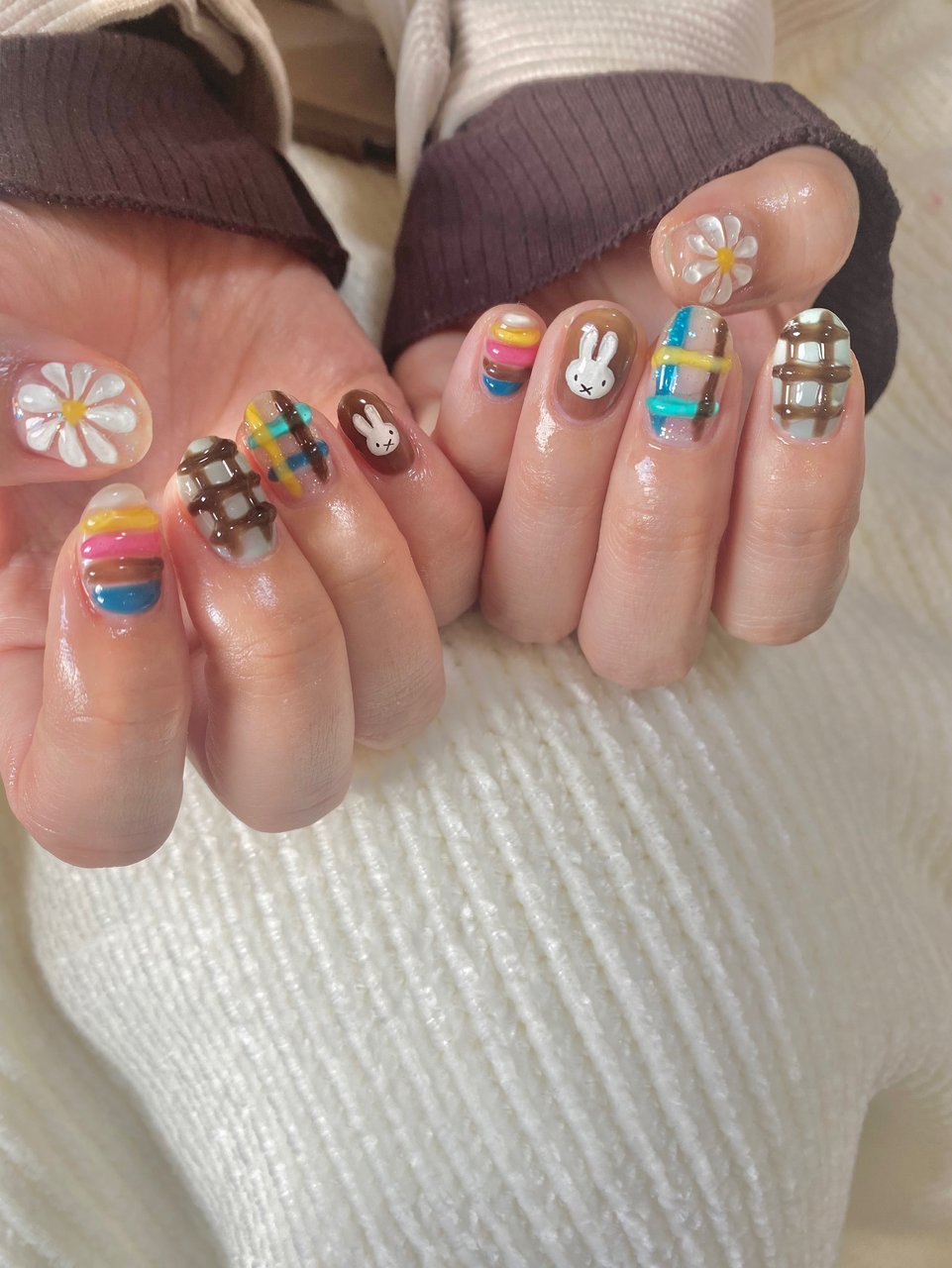 オールシーズン ハンド チェック ショート カラフル Nailsalonninaのネイルデザイン No ネイルブック