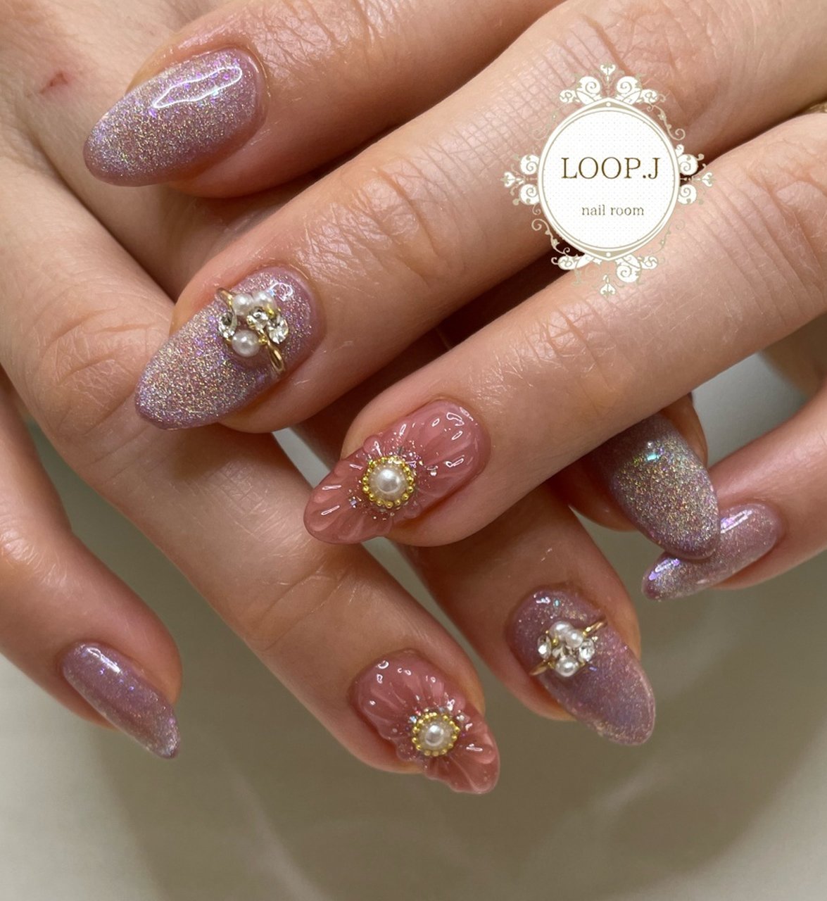 ネイルチップ ぷっくりフラワー マグネット ラメ ゴールド ネイル