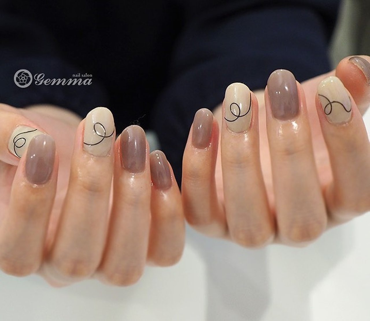 オールシーズン ハンド ワンカラー ワイヤー ベージュ Gemmaのネイルデザイン No ネイルブック