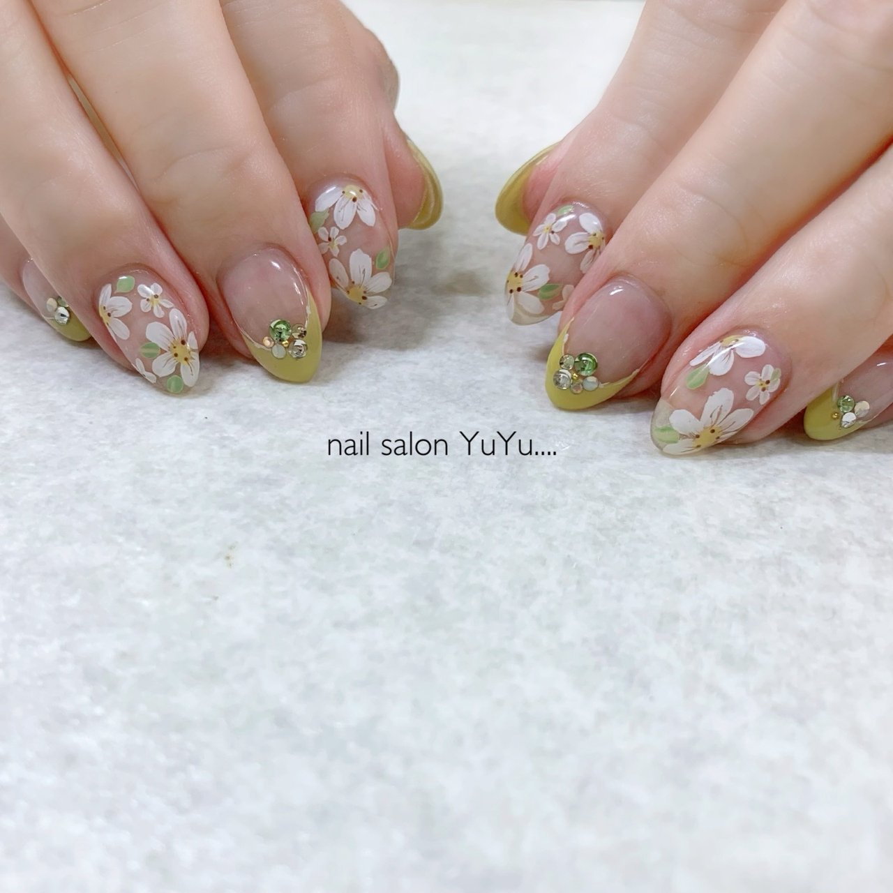 春 夏 オフィス ブライダル ハンド Nail Salon Yuyuのネイルデザイン No ネイルブック