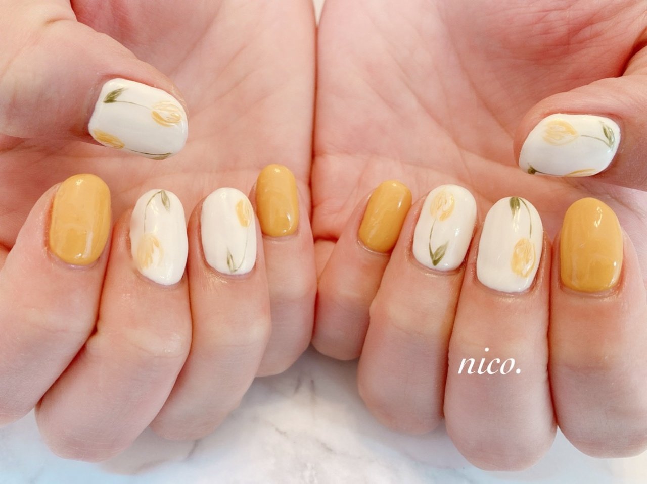 ハンド ホワイト イエロー Nailsalon Nico のネイルデザイン No ネイルブック