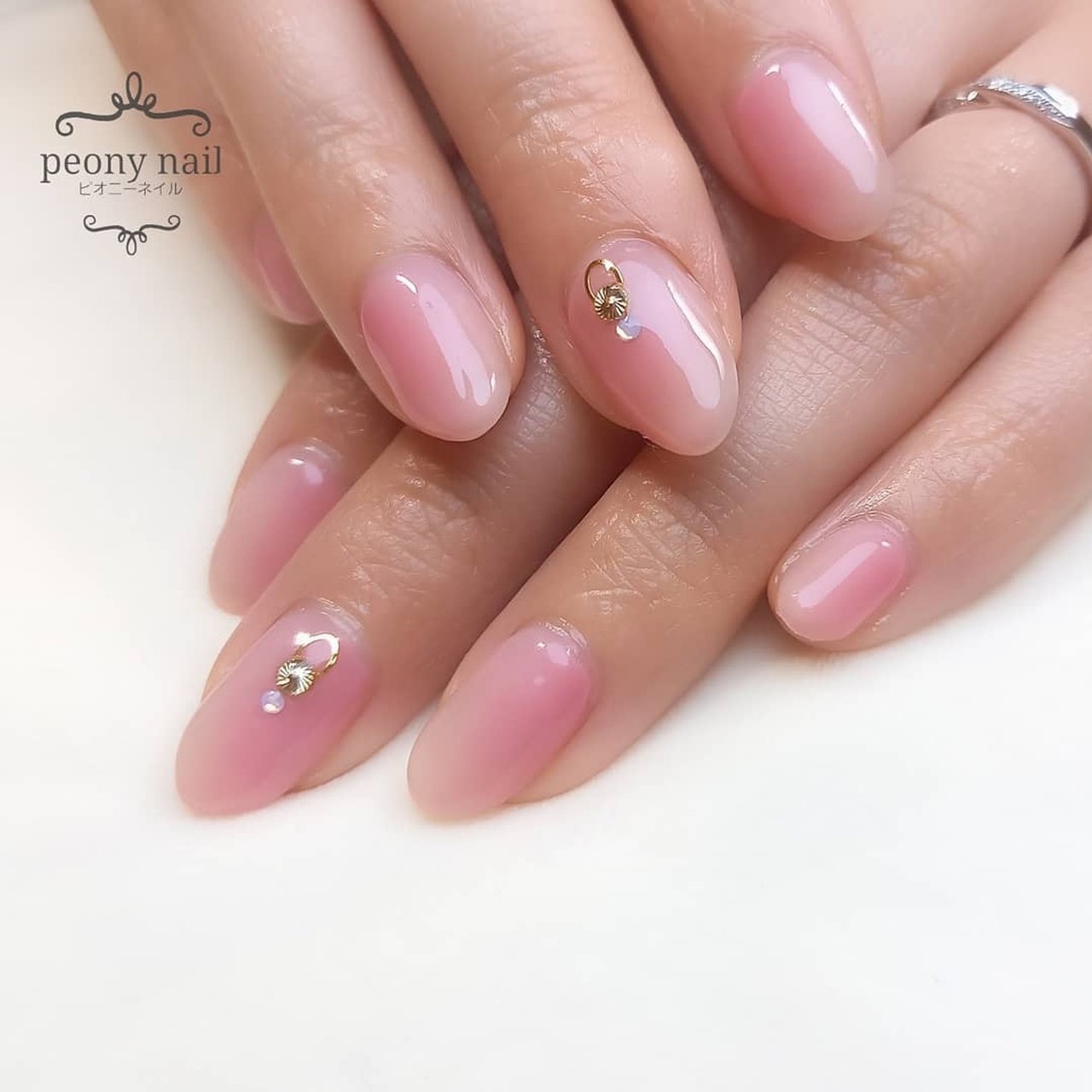 春 オールシーズン オフィス パーティー ハンド Peony Nail ピオニーネイル横浜のネイルデザイン No ネイルブック
