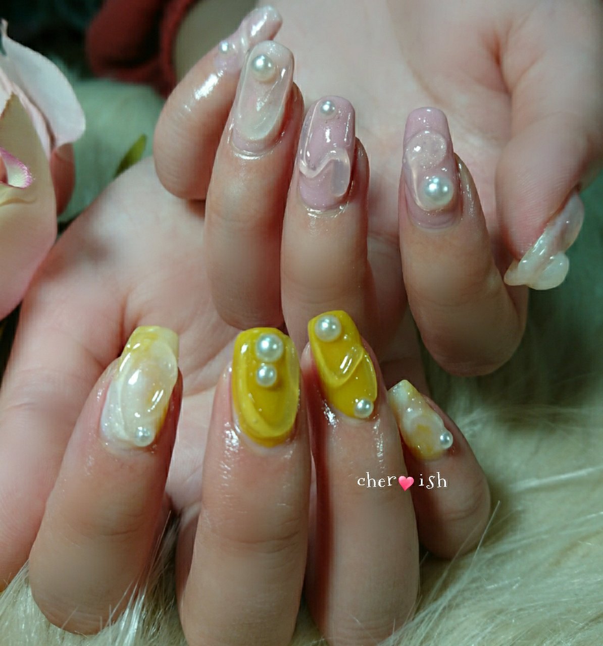 ハンド パール 3d デコ ニュアンス Private Nail Salon Cher Ishのネイルデザイン No ネイル ブック