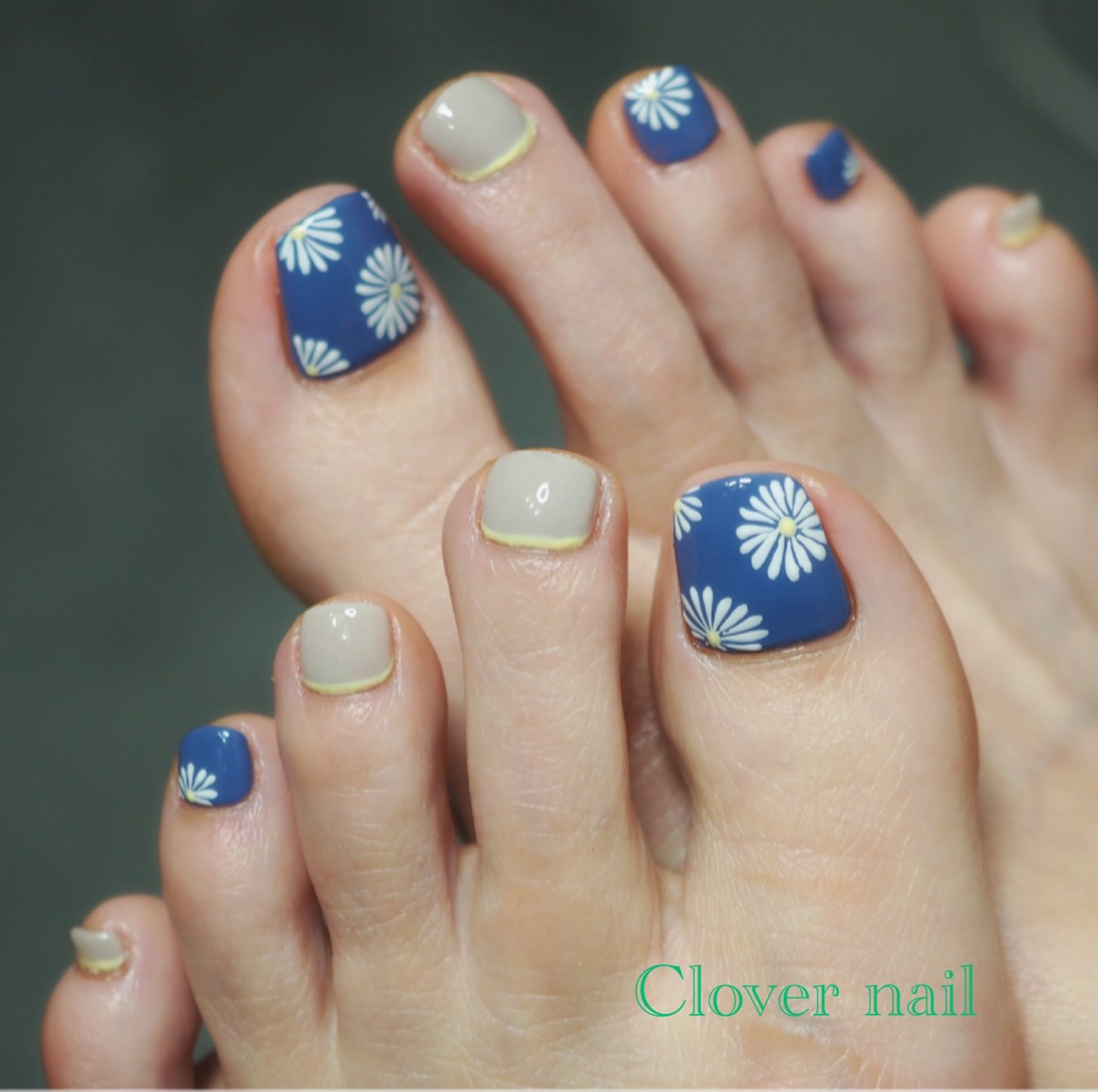 春 夏 フット ベージュ ブルー Clover Nailのネイルデザイン No ネイルブック