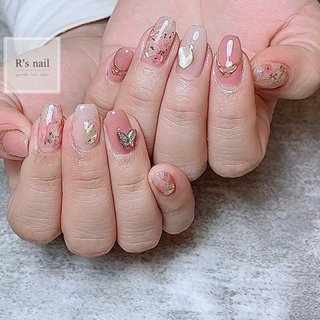 大理石nuance♡🦋 
#ちょうちょネイル #大理石ネイル #スクエアネイル #ニュアンスネイル #キラキラネイル #春ネイル #可愛いネイル #シェルネイル #ラメネイル #ミラーネイル #ピンクネイル #春夏ネイル #蒲郡 #蒲郡ネイル #蒲郡市 #蒲郡ネイルサロン #西尾市ネイルサロン #幸田町ネイル #岡崎ネイル #豊川ネイル #豊橋ネイル #個室ネイルサロン #春 #夏 #冬 #オールシーズン #ハンド #シンプル #ラメ #シェル #ニュアンス #ミラー #ミディアム #ホワイト #ピンク #ゴールド #ジェルネイル #お客様 #らん #ネイルブック