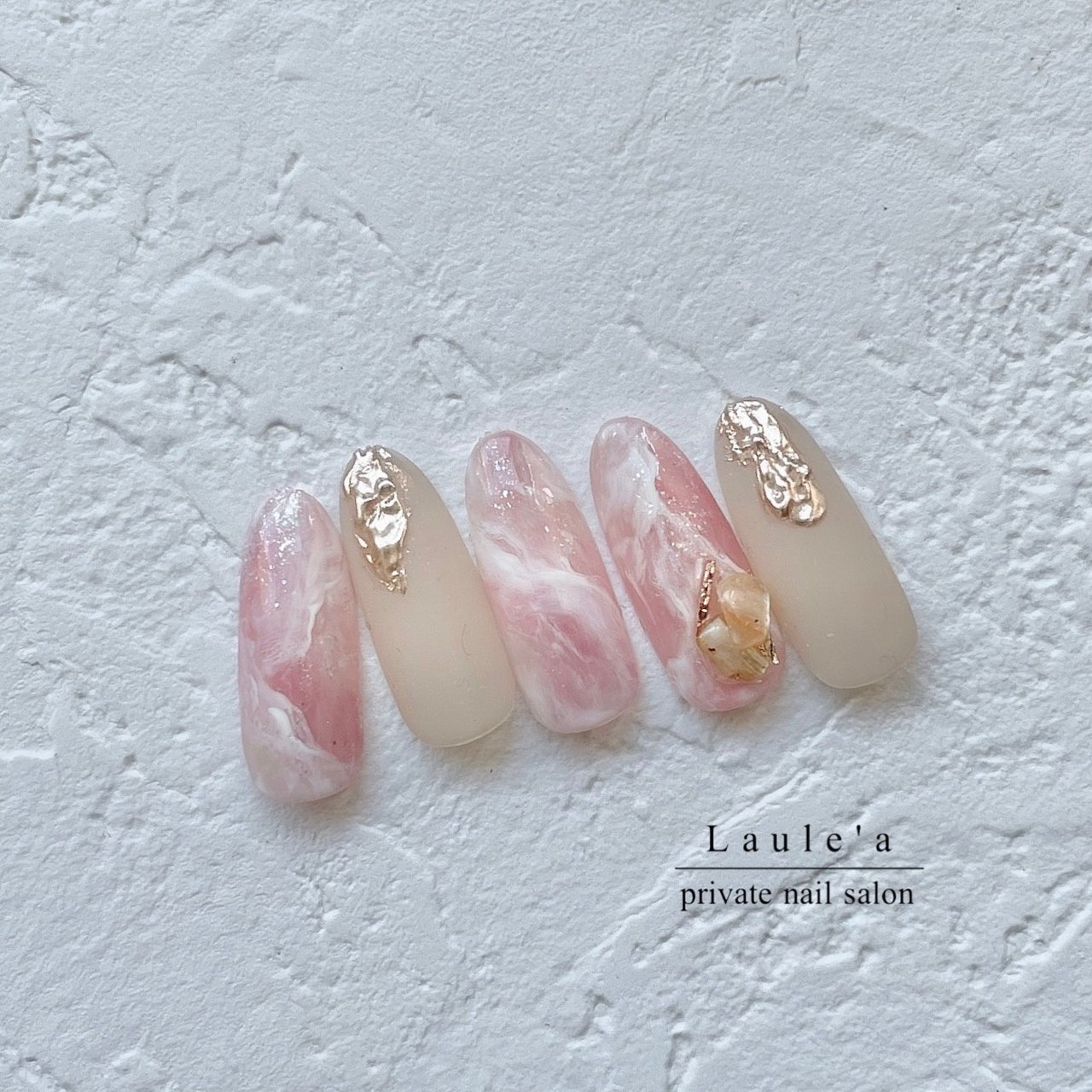 春 夏 大理石 ニュアンス ピンク Nail Room Laule A Eriのネイルデザイン No ネイルブック