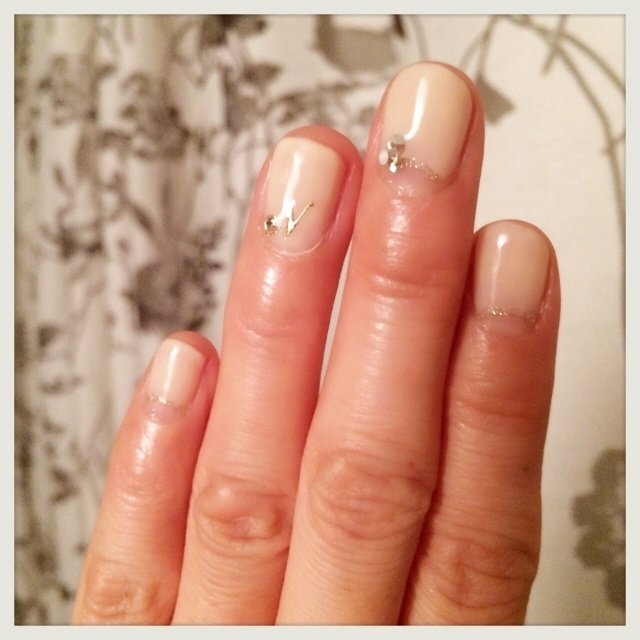 オフィス ハンド 変形フレンチ ベージュ ジェル Naaaoooのネイルデザイン No 3732 ネイルブック