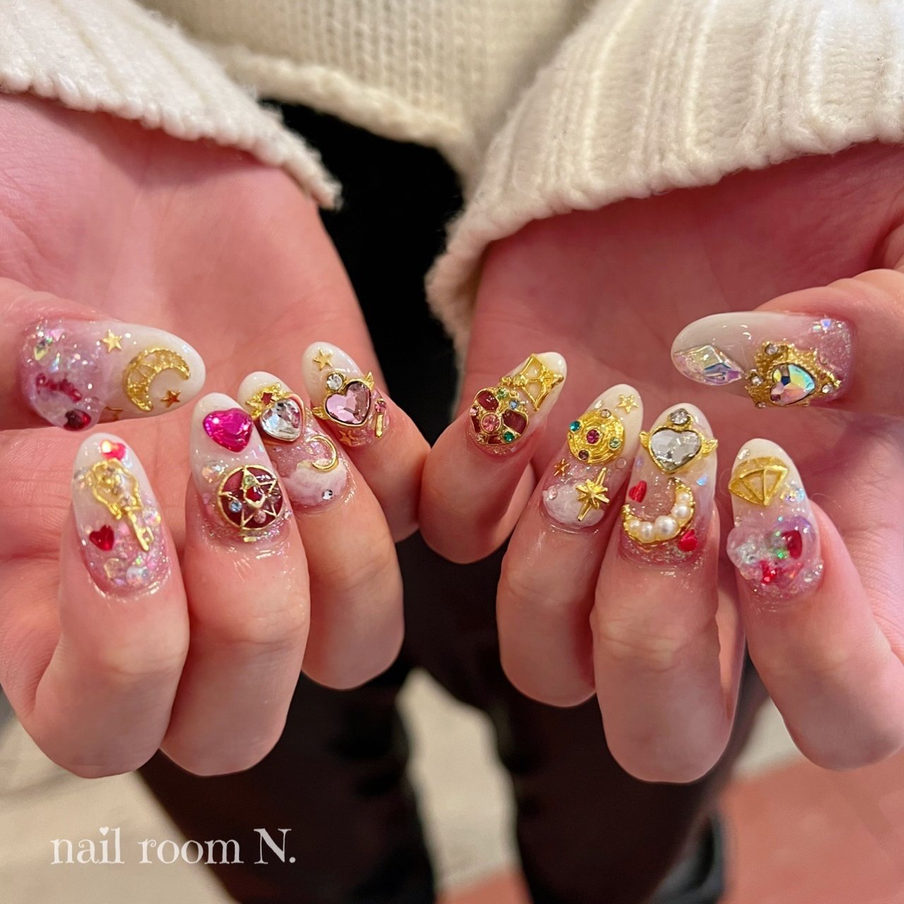 春 オールシーズン ハンド グラデーション ホログラム Nonのネイルデザイン No ネイルブック