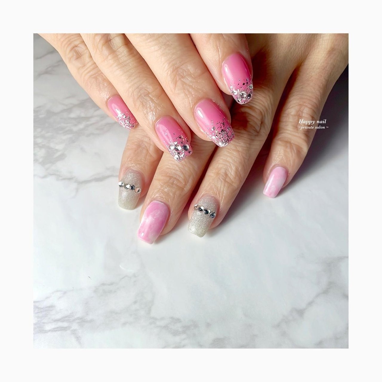 オールシーズン グラデーション ラメ 千鳥柄 マグネット Happy Nailのネイルデザイン No ネイルブック