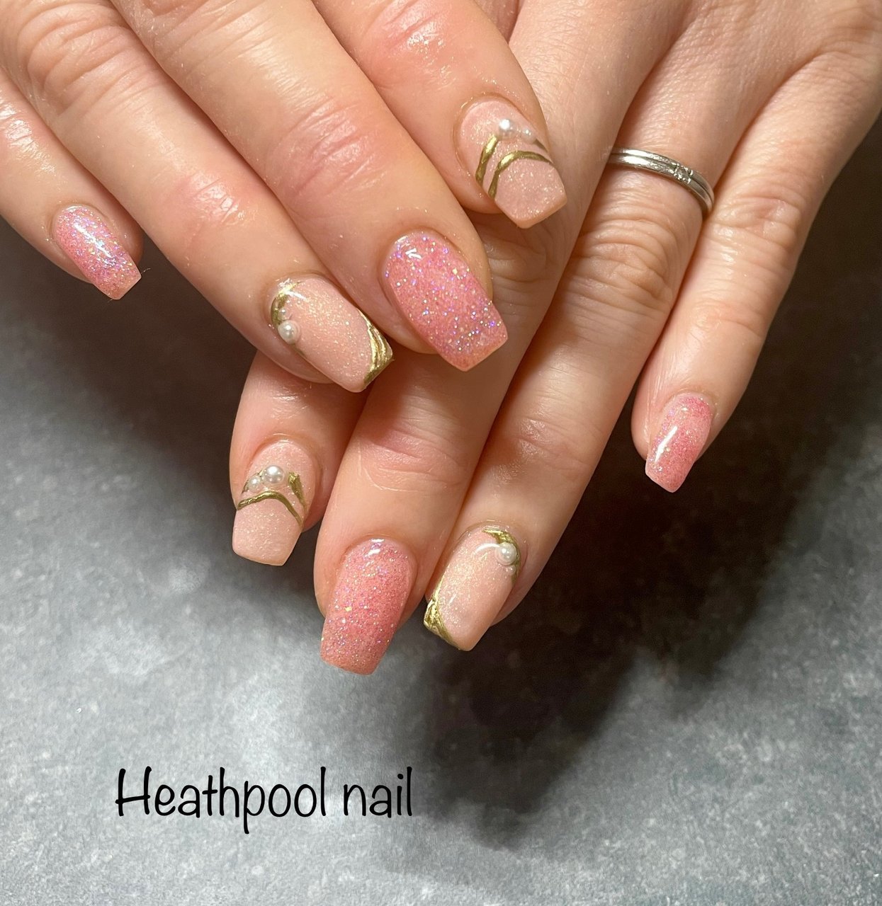 ハンド シンプル ラメ パール ピンク Heathpoolnailのネイルデザイン No ネイルブック