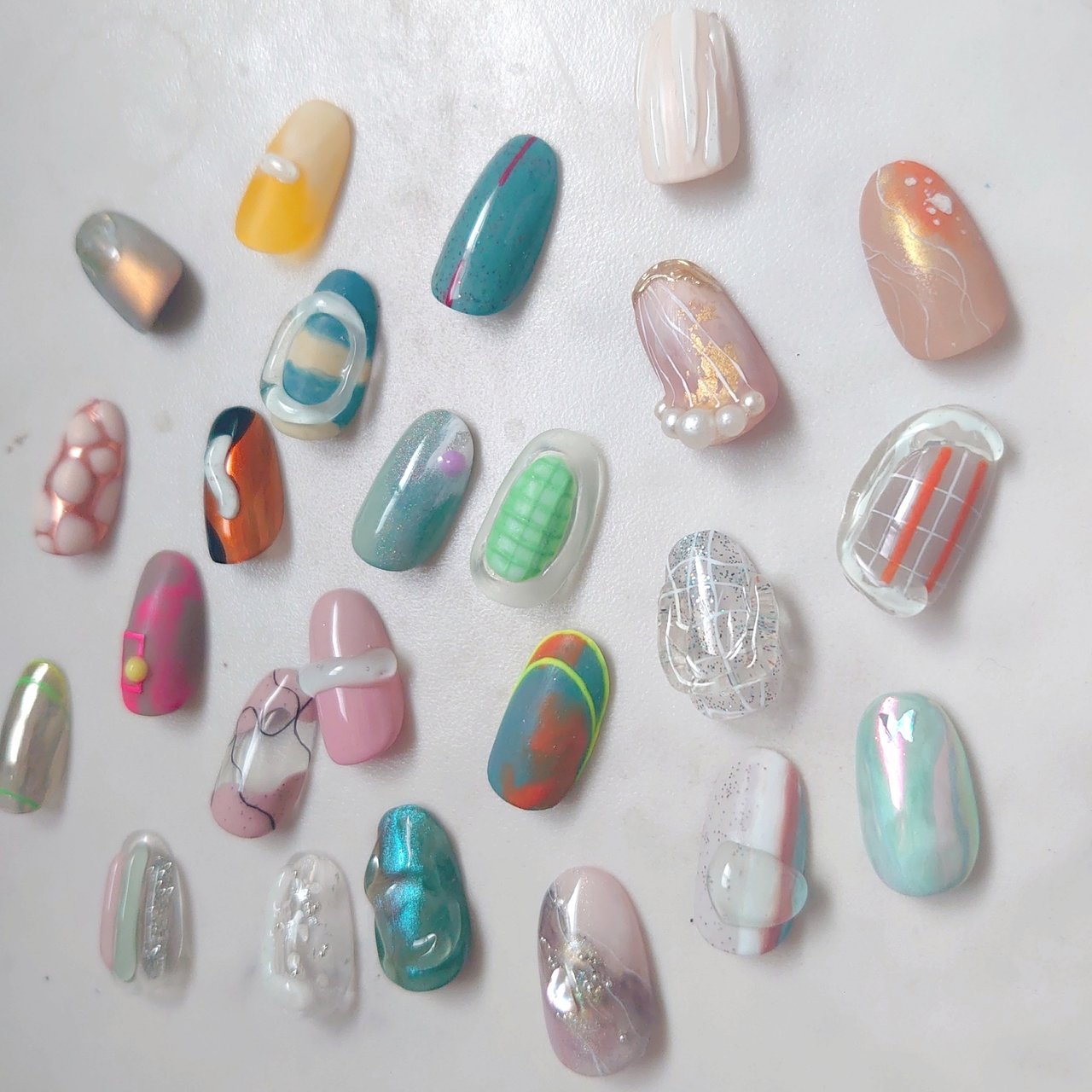 ハンド ニュアンス オーロラ ミラー ネイルチップ Toyのネイルデザイン No ネイルブック